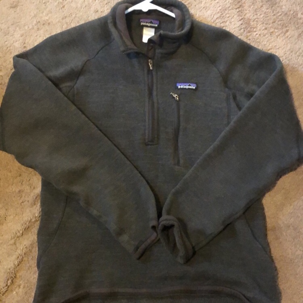 Patagonia sweater (Men’s)